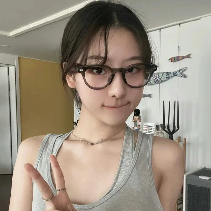 两只小猫的故事